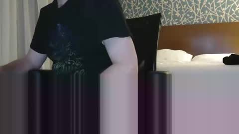 Snapshot of enthusiest chatting on September 9, 2025, 2:33 am Enthusiest online show from September 9, 2025, 2:33 am