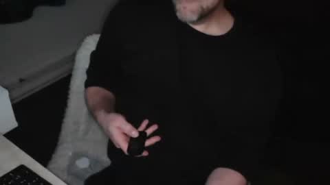 Snapshot of enthusiest chatting on February 11, 2026, 8:25 pm Enthusiest online show from February 11, 2026, 8:25 pm