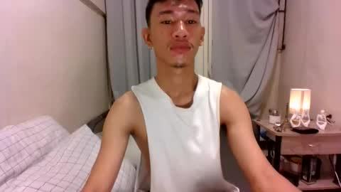 Snapshot of enzinoxx2024 chatting on September 16, 2025, 12:17 pm enzo online show from September 16, 2025, 12:17 pm