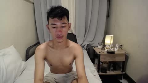 Snapshot of enzinoxx2024 chatting on September 26, 2025, 5:28 pm enzo online show from September 26, 2025, 5:28 pm