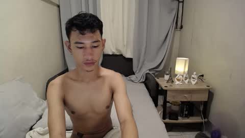 Snapshot of enzinoxx2024 chatting on September 29, 2025, 4:01 pm enzo online show from September 29, 2025, 4:01 pm