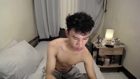 Snapshot of enzinoxx2024 chatting on October 23, 2025, 12:04 pm enzo online show from October 23, 2025, 12:04 pm