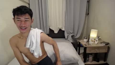 Snapshot of enzinoxx2024 chatting on November 8, 2025, 6:40 pm enzo online show from November 8, 2025, 6:40 pm