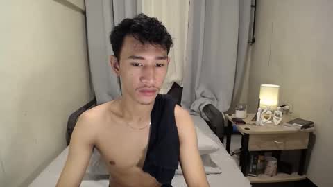 Snapshot of enzinoxx2024 chatting on November 9, 2025, 6:06 pm enzo online show from November 9, 2025, 6:06 pm