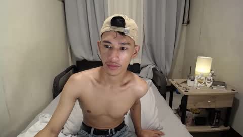 Snapshot of enzinoxx2024 chatting on November 18, 2025, 11:14 am enzo online show from November 18, 2025, 11:14 am