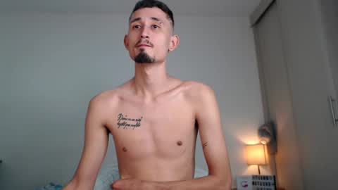 Snapshot of enzo_1408 chatting on December 31, 2024, 4:06 am enzo 1408 online show from December 31, 2024, 4:06 am