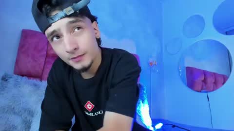 Snapshot of enzo_marblisky chatting on July 22, 2026, 11:51 pm enzo_marblisky online show from July 22, 2026, 11:51 pm