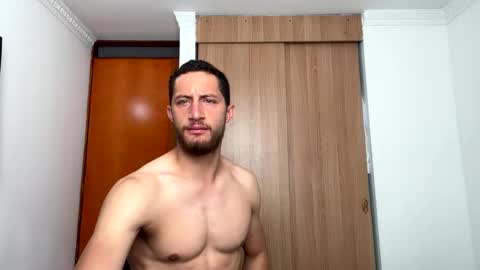 enzo_savage online show from June 11, 2026, 12:47 pm