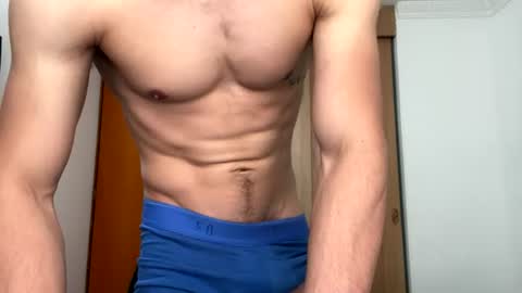 enzo_savage online show from July 16, 2026, 7:42 pm