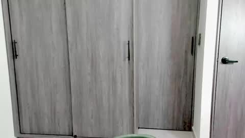 Leyla online show from October 8, 2025, 8:28 pm