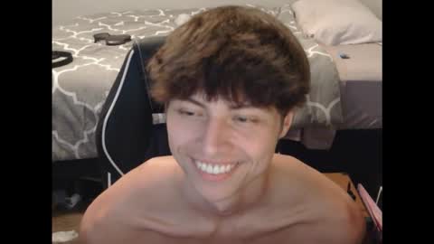 Snapshot of eprahsdahc chatting on November 12, 2025, 5:19 am eprahsdahc online show from November 12, 2025, 5:19 am