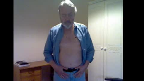 Snapshot of erasmus_d chatting on December 22, 2025, 6:05 pm erasmus_d online show from December 22, 2025, 6:05 pm