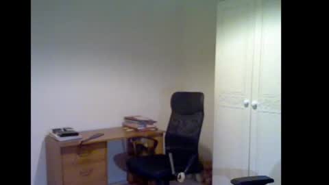 erasmus_d online show from February 18, 2026, 6:04 pm