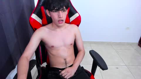 eren_tatakae online show from January 12, 2025, 8:36 pm