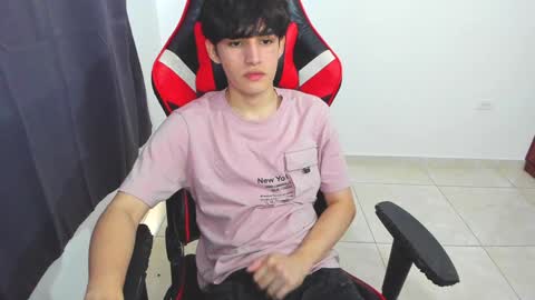 eren_tatakae online show from January 31, 2025, 4:48 pm