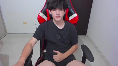 eren_tatakae online show from April 16, 2026, 2:12 am