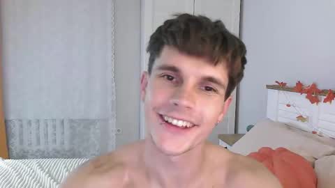 Snapshot of eric_crush chatting on October 21, 2025, 4:19 pm Eric Crush online show from October 21, 2025, 4:19 pm