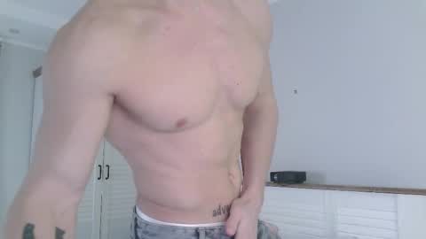 Snapshot of eric_crush chatting on February 16, 2026, 3:57 am Eric Crush online show from February 16, 2026, 3:57 am