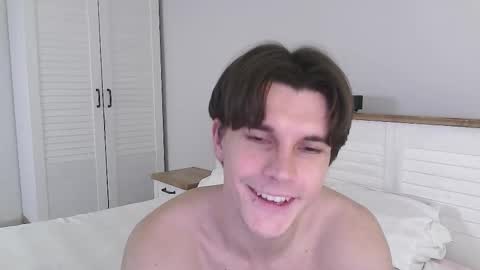 Snapshot of eric_crush chatting on March 2, 2026, 3:52 am Eric Crush online show from March 2, 2026, 3:52 am