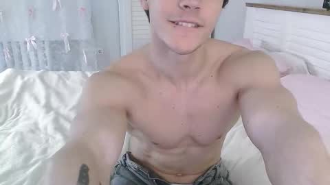 Snapshot of eric_crush chatting on March 12, 2026, 4:07 am Eric Crush online show from March 12, 2026, 4:07 am