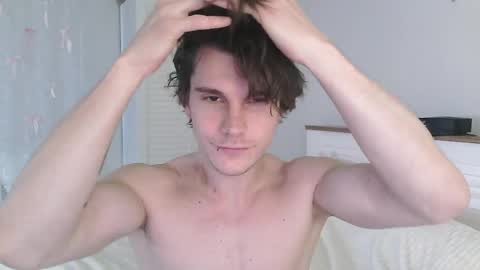 Snapshot of eric_crush chatting on April 8, 2026, 4:01 am Eric Crush online show from April 8, 2026, 4:01 am