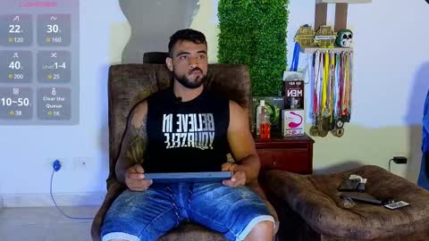 Brayan online show from March 8, 2025, 1:25 pm