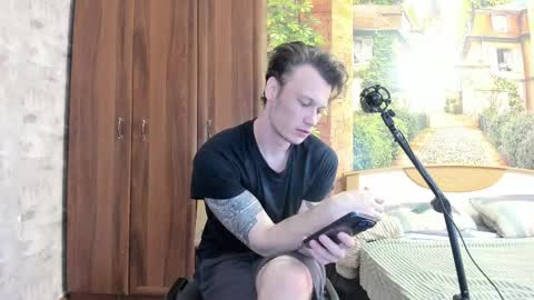 Eric online show from October 3, 2025, 7:05 am