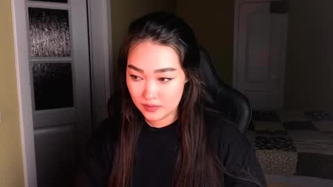 Erica Wayne online show from February 14, 2025, 5:57 pm