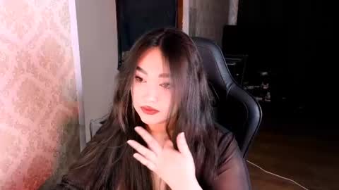 Snapshot of erica_wayne chatting on June 12, 2026, 1:32 pm Erica Wayne online show from June 12, 2026, 1:32 pm