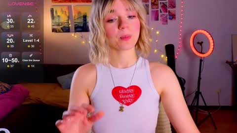 Erica Winterr online show from February 2, 2025, 4:59 am