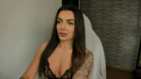 Riaaa online show from June 2, 2026, 4:47 am