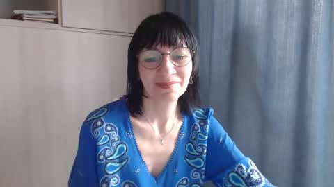 ericablack8 online show from April 17, 2026, 11:57 am