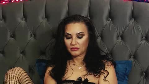 Erica online show from December 27, 2024, 3:26 pm