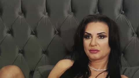 Erica online show from February 7, 2025, 7:59 pm