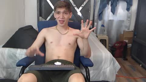 erick_de_rossee online show from January 23, 2025, 9:39 pm