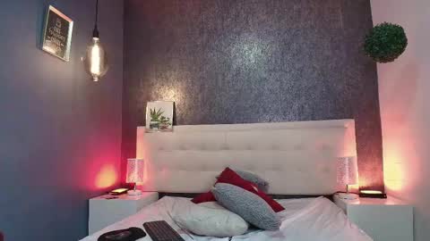   online show from March 12, 2025, 9:44 am