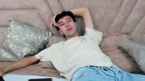 Erick online show from March 3, 2025, 1:31 pm