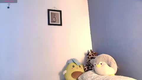 Snapshot of erik_golden_ chatting on June 18, 2026, 8:24 pm I am Erik online show from June 18, 2026, 8:24 pm