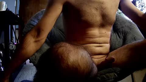 Erik plays hockey online show from October 22, 2025, 5:13 pm