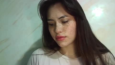 Erika online show from March 22, 2026, 5:27 pm