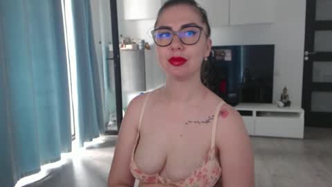 Erika X online show from July 2, 2026, 7:14 am