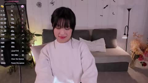 erika_kim online show from October 24, 2025, 5:48 am