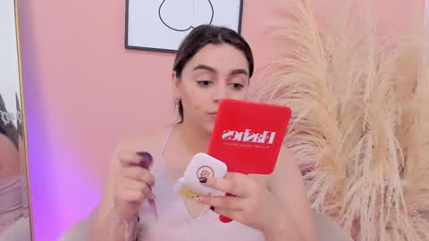 Erika Mendez online show from March 5, 2025, 7:49 pm