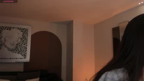 Snapshot of erikabenz chatting on June 4, 2026, 12:33 pm Erika Benz online show from June 4, 2026, 12:33 pm