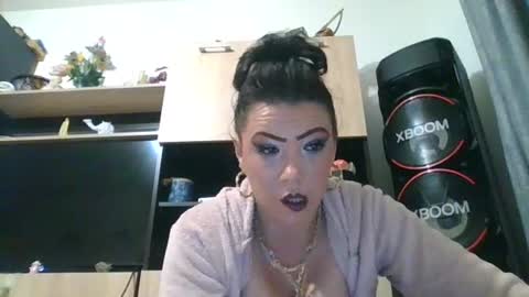 erikaguapa1989 online show from June 16, 2026, 1:41 am