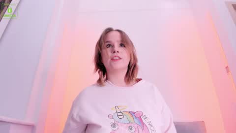 Snapshot of erikalustx chatting on December 29, 2024, 4:16 am Erika online show from December 29, 2024, 4:16 am