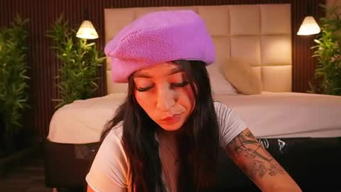 Snapshot of eriklein chatting on April 29, 2026, 10:49 pm Eri online show from April 29, 2026, 10:49 pm