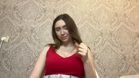 Lily online show from May 19, 2026, 5:19 pm