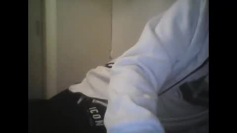 erjoseillo online show from March 15, 2026, 5:19 pm