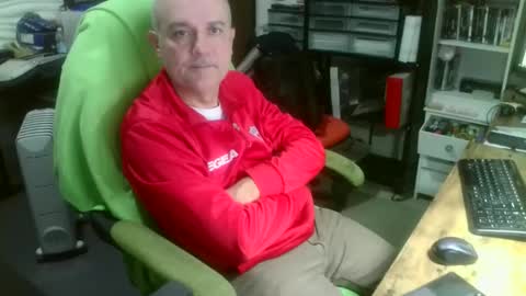 ernello online show from October 11, 2025, 6:50 pm